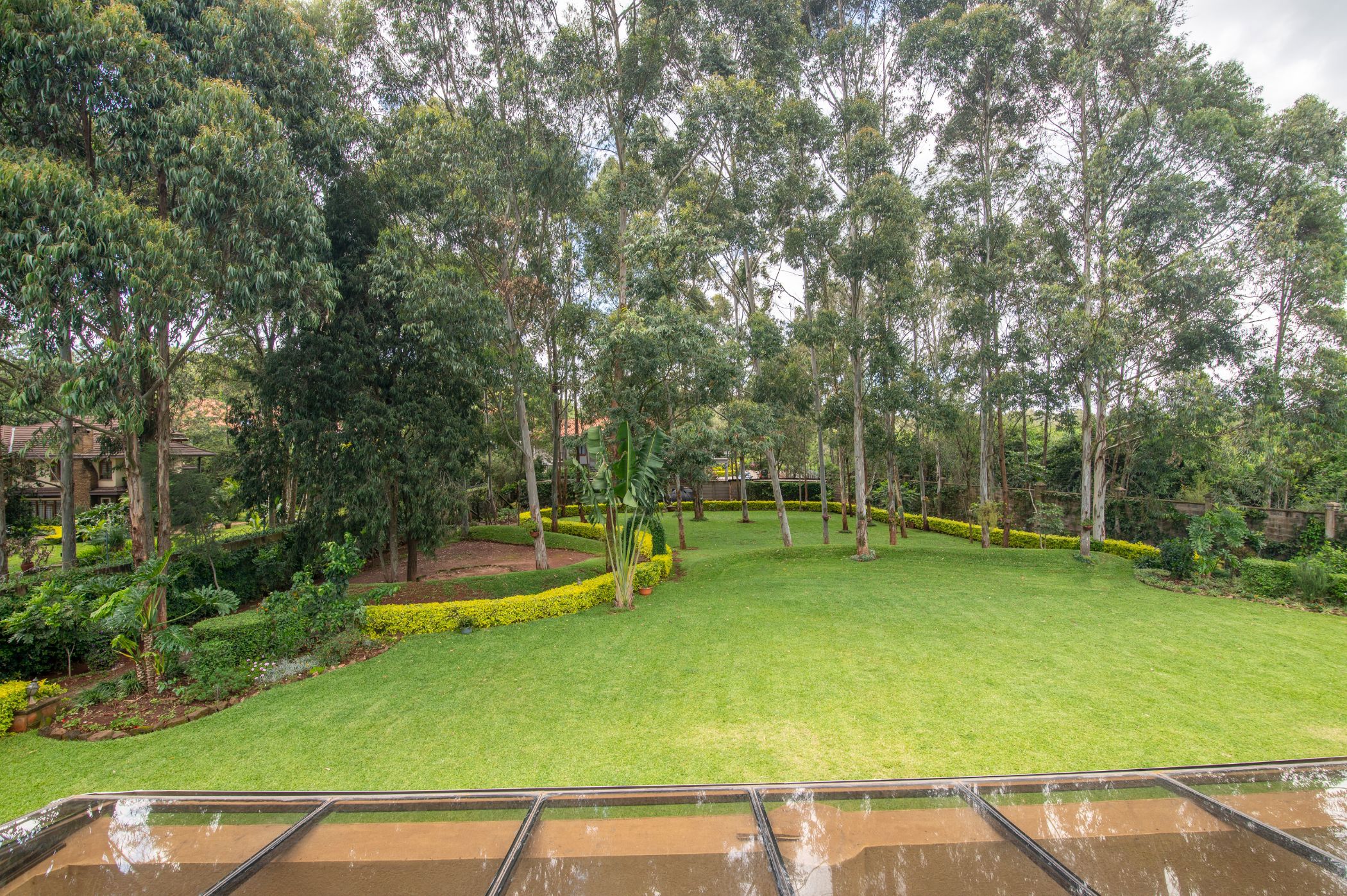 Mediterranean Architecture House for sale in Karen, Kenya — photo 3