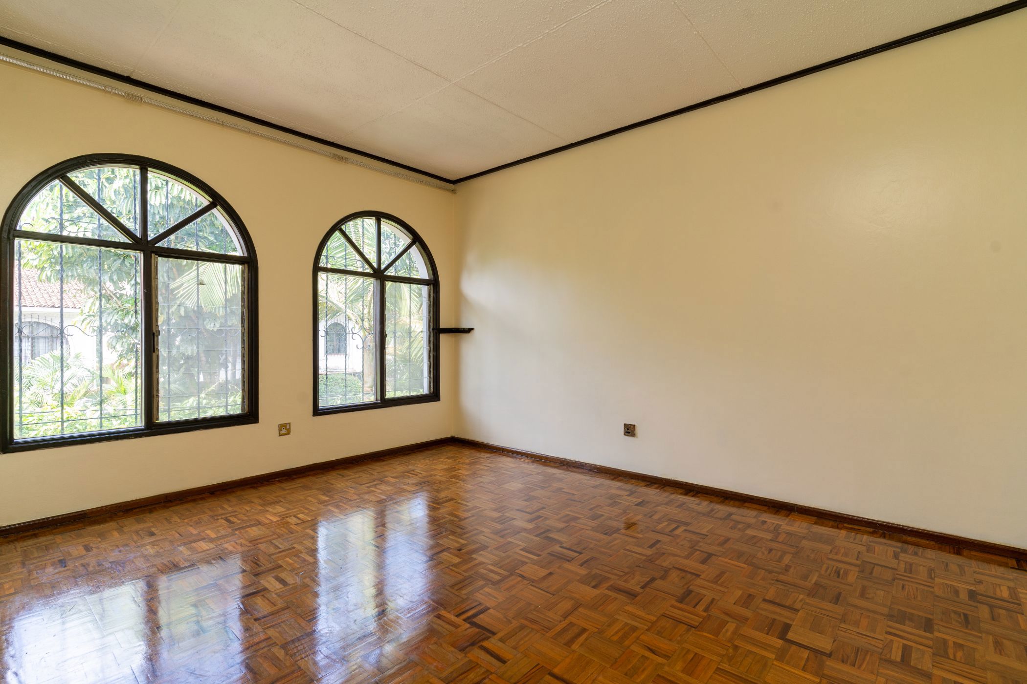 Double-storey house for sale in Kileleshwa, Kenya — photo 5